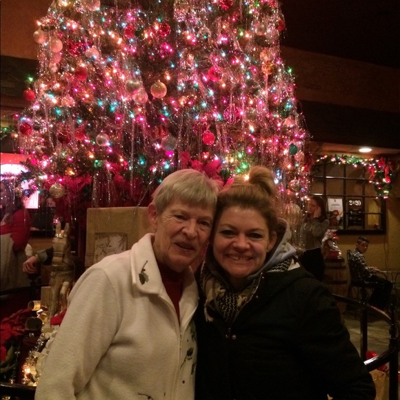 Meet your Posher, Heather - Picture 8 of 8